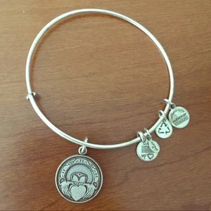 Claddagh Bracelet - Alex and Ani